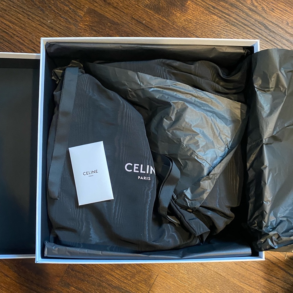 Brand new authentic Celine Boots - size 39 - Picture 6 of 10